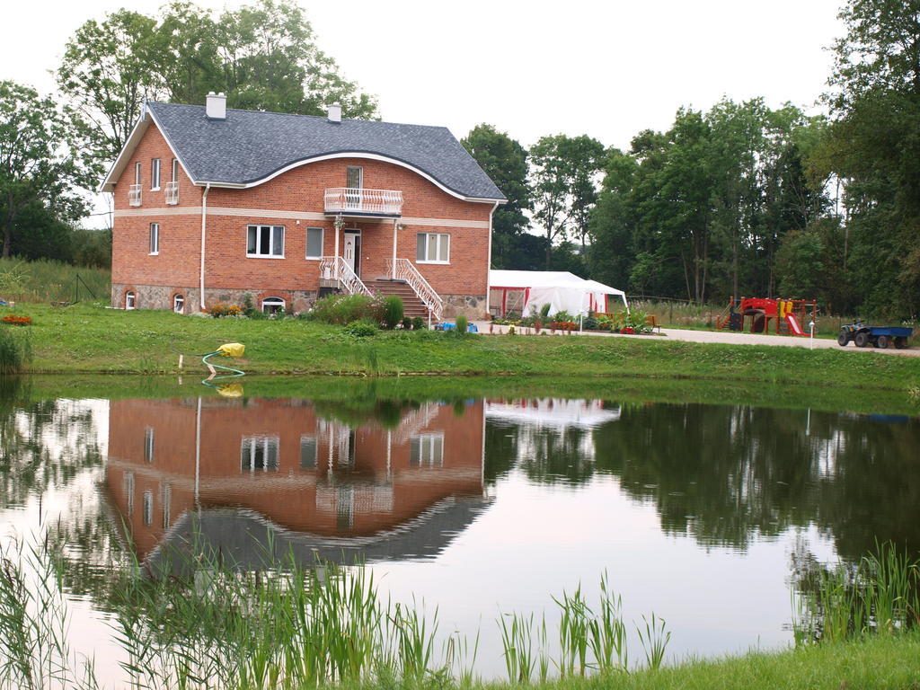 Guest House Kalnu Pupoli Šenheida Eksteriør bilde