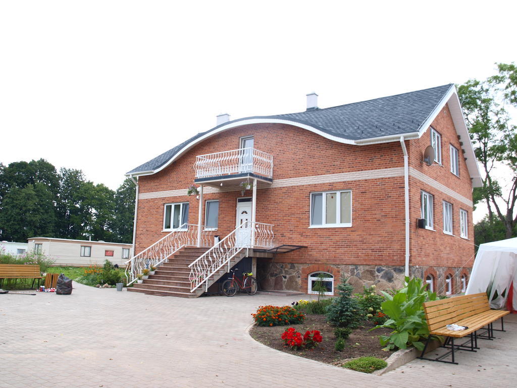Guest House Kalnu Pupoli Šenheida Eksteriør bilde