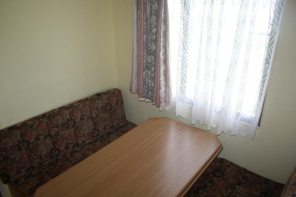 Guest House Kalnu Pupoli Šenheida Rom bilde